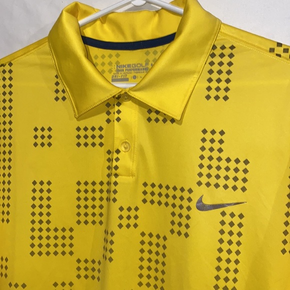 Mens Nike Golf Shirt - Picture 2 of 6